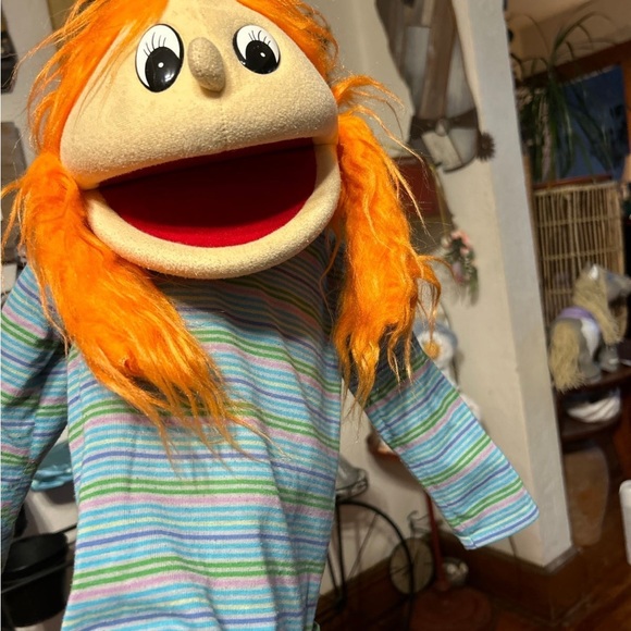 Vintage collection Train Depot Girl Puppet - Picture 4 of 5